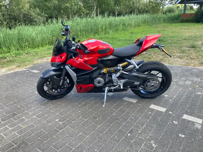 Ducati Streetfighter - foto 3