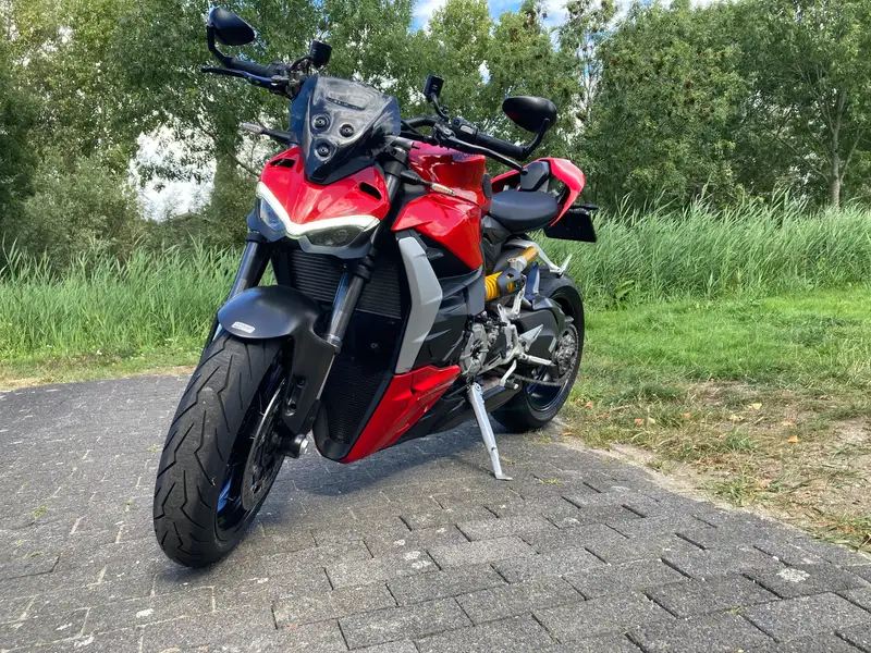 Ducati Streetfighter - foto 8