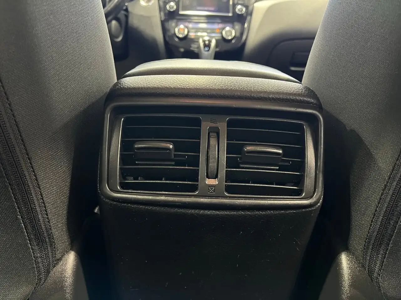 Nissan Qashqai снимка Nissan Qashqai