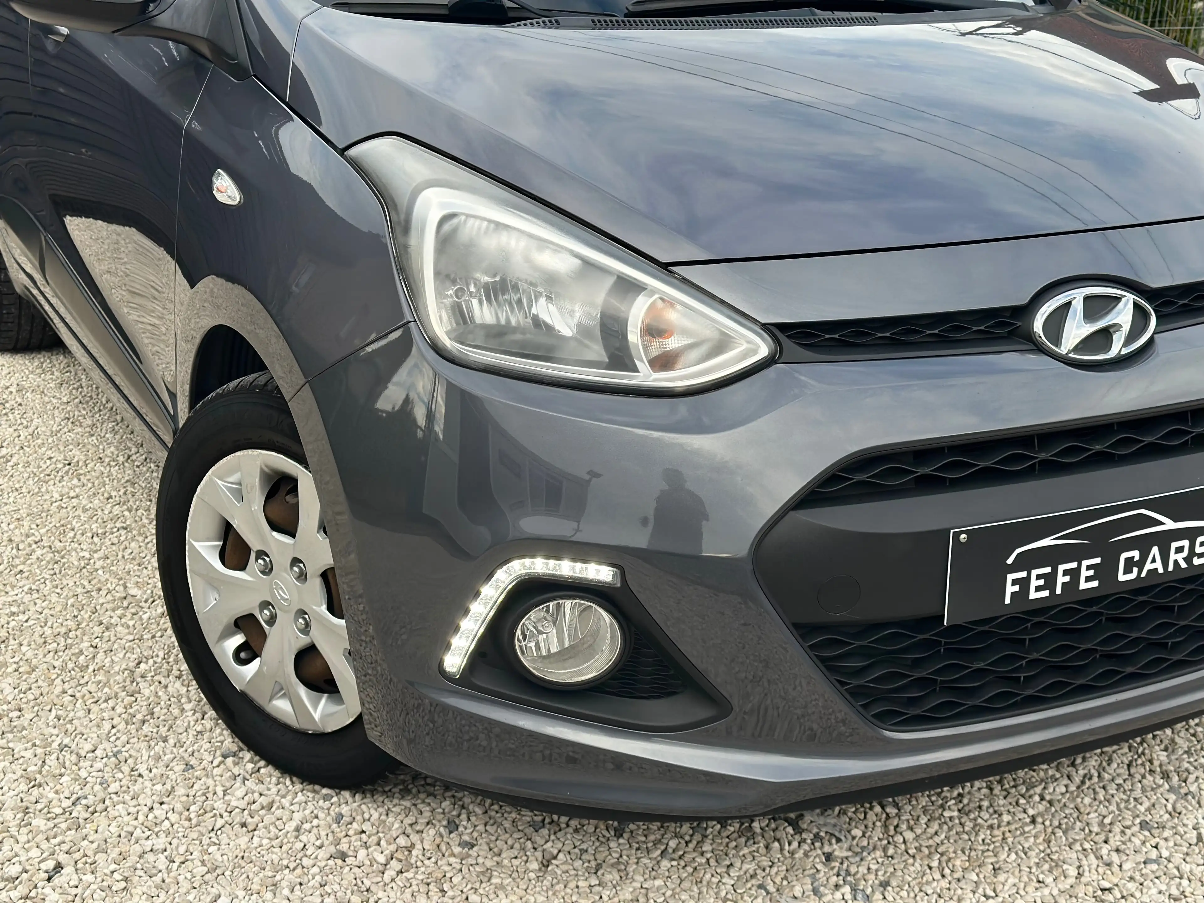 Hyundai i10 1er Propriétaire / Carnet complet — photo 5