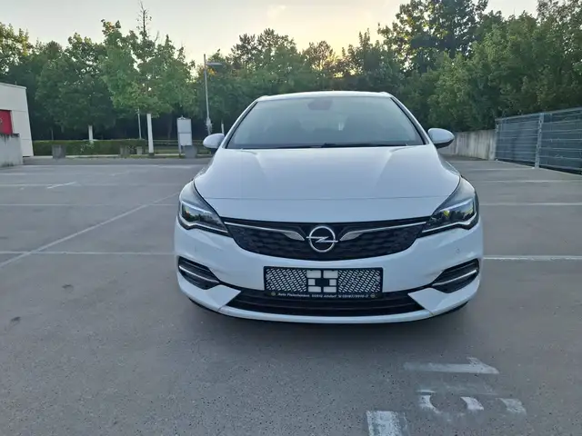Opel Astra Edition Start/Stop