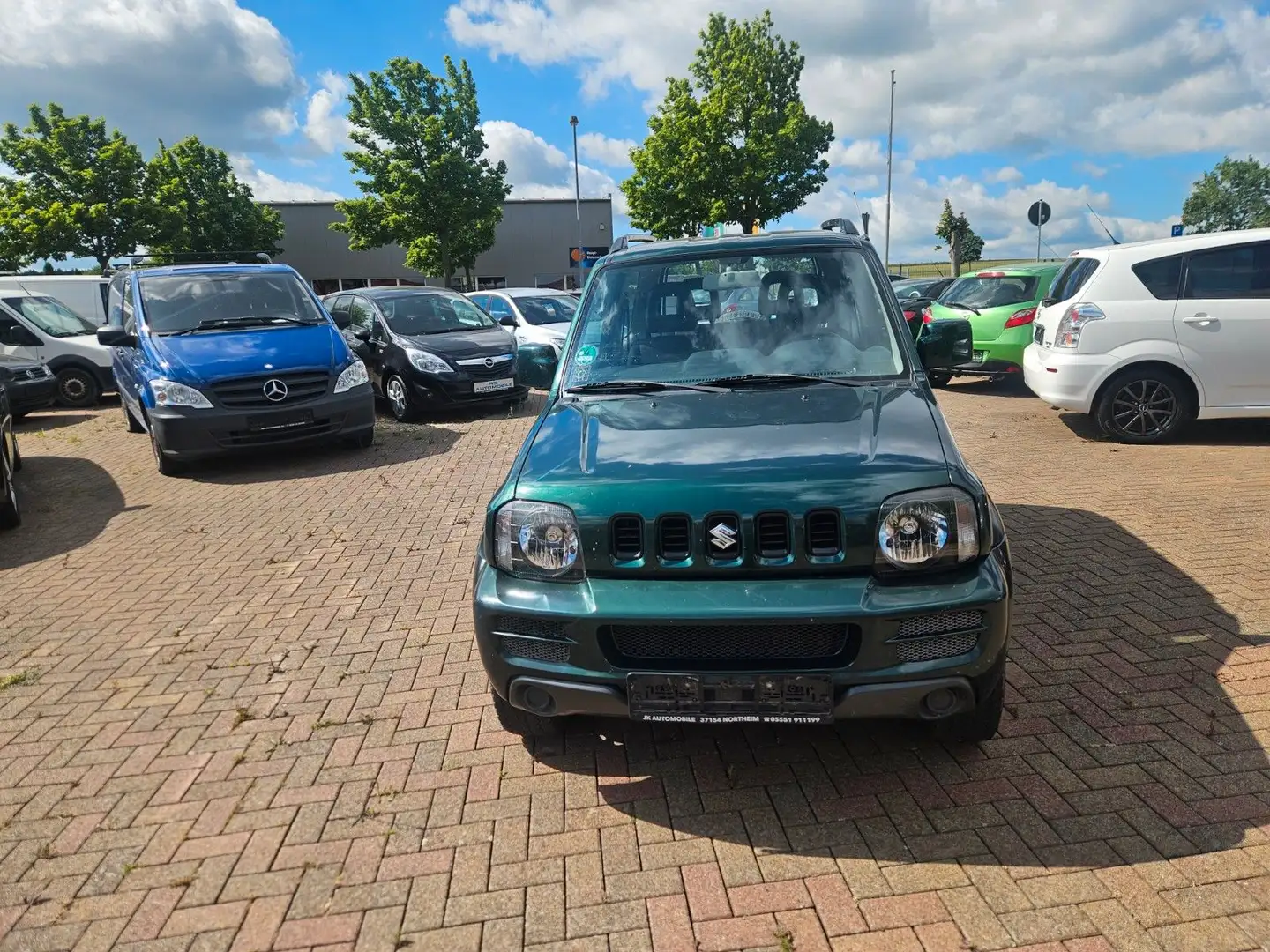 Suzuki Jimny Ranger 4X4 ALLRAD/AHK Grün - 2