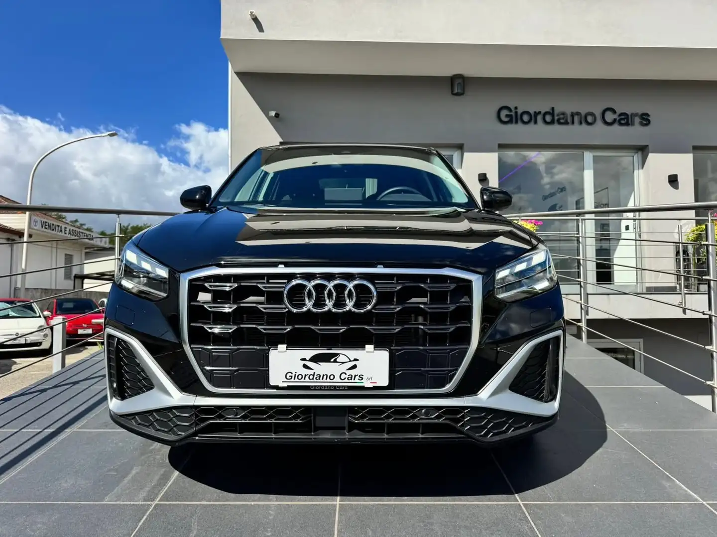 Audi Q2 35 2.0 tdi Edition One S line edition s-tronic Nero - 2