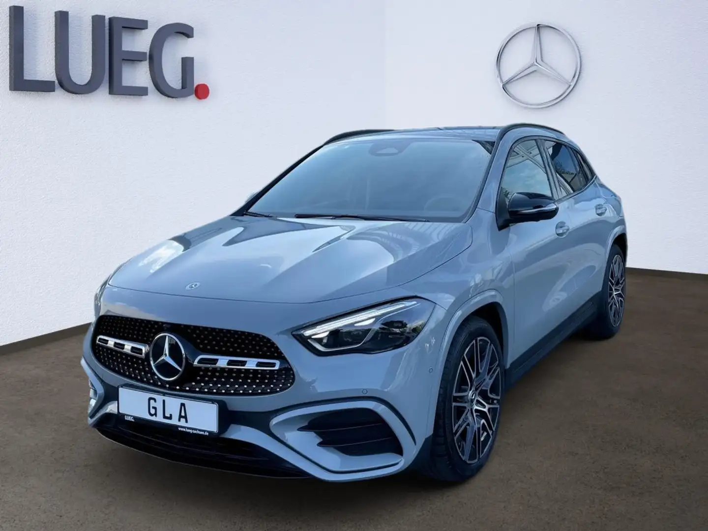 Mercedes-Benz GLA 200 AMG-SPECIAL-EDITION+360°KAMERA+AHK+SOUND Gris - 1
