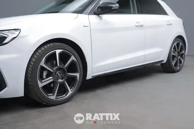 Audi A1 view 4