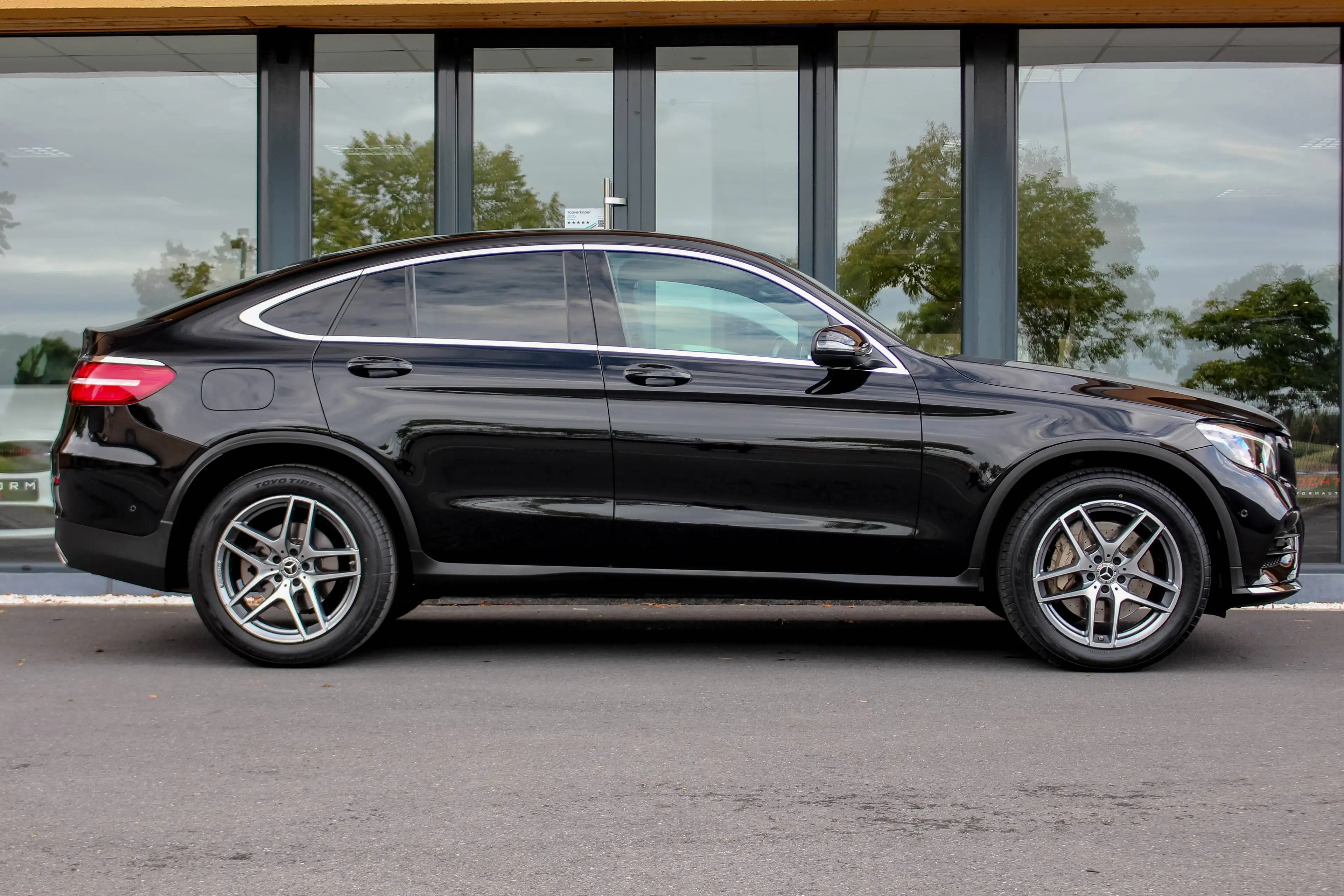 Mercedes-Benz GLC 250 *COUPÉ*4MATIC*AMG LINE* + 1J GRNT — photo 6