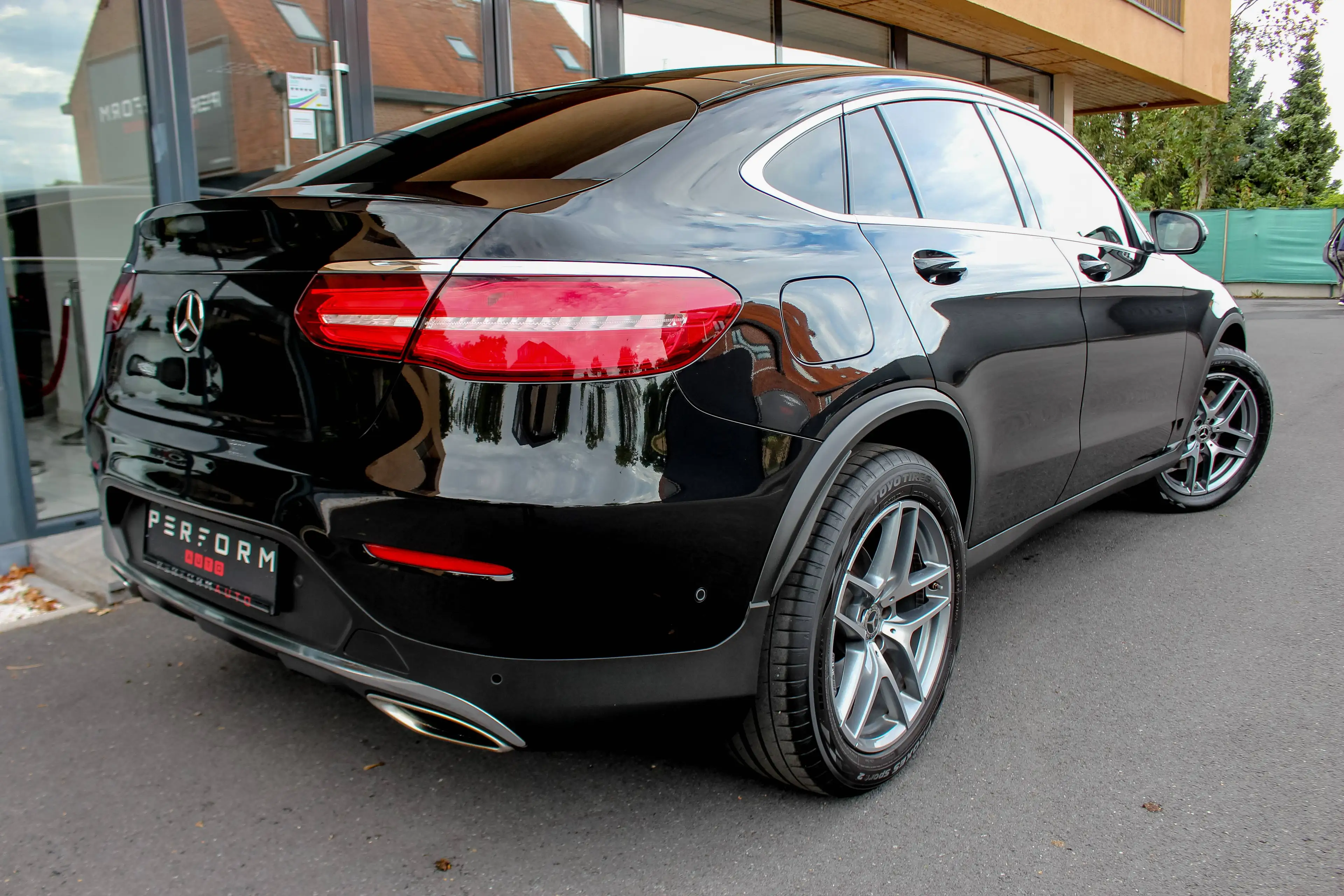 Mercedes-Benz GLC 250 *COUPÉ*4MATIC*AMG LINE* + 1J GRNT — photo 7
