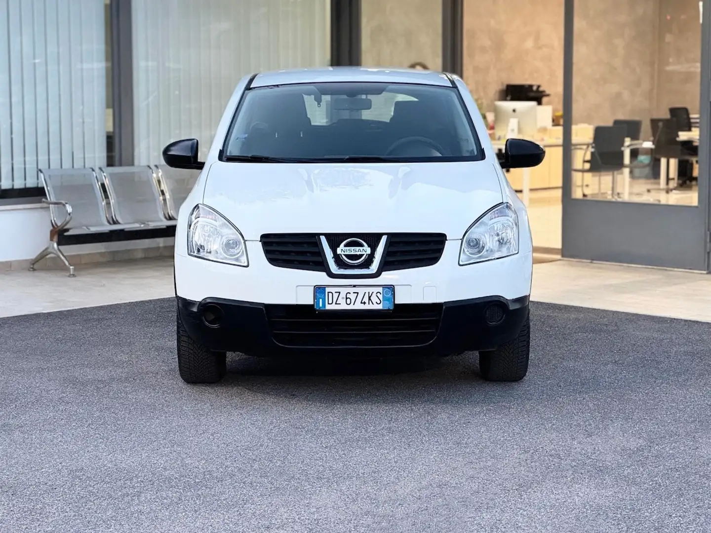 Nissan Qashqai 1.6 Benzina 115CV - 2009 Weiß - 2