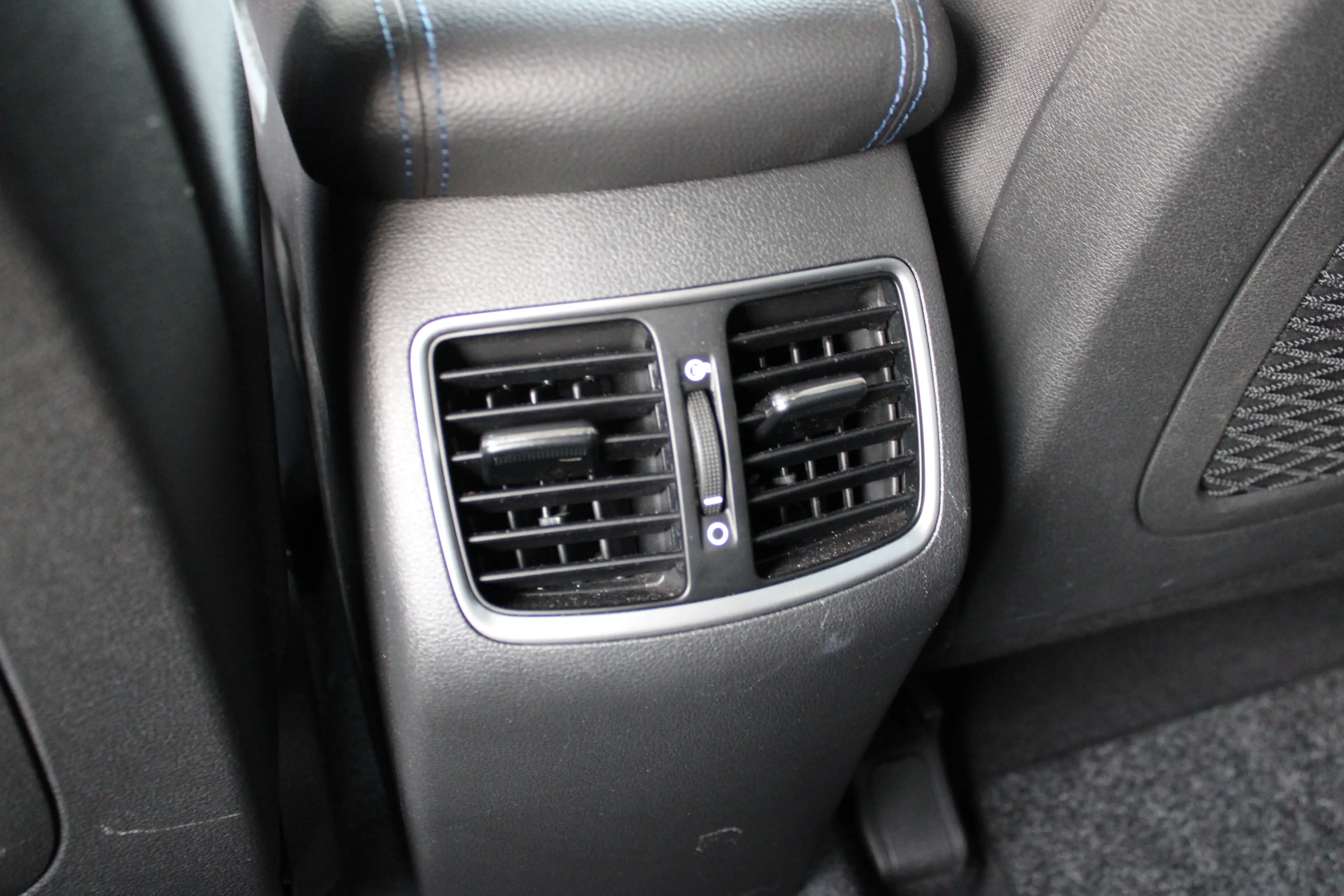 Hyundai TUCSON 1.6 T-GDi Premium 4WD | Achteruitrijcamera | Keyle — photo 32