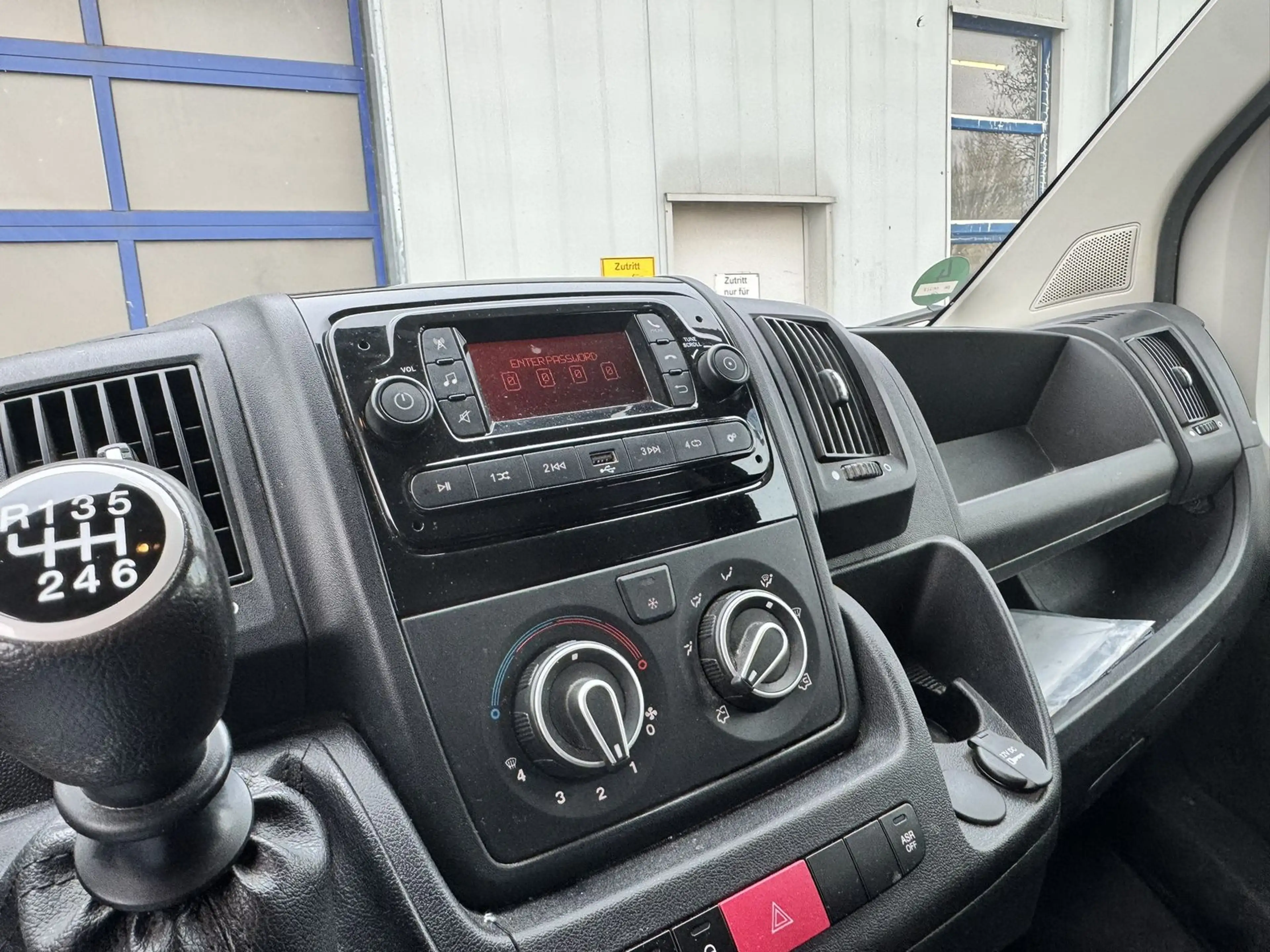 Peugeot Boxer Doka/Pritsche — photo 9