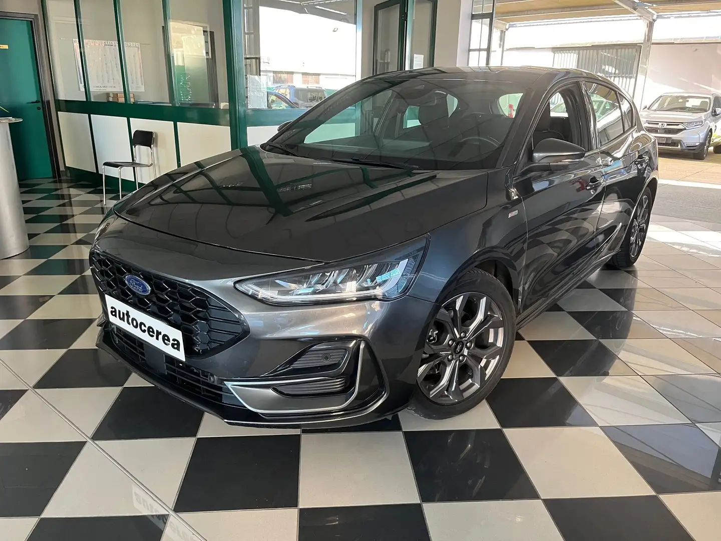 Ford Focus ECOBLUE ST-LINE 120 CV - CAMBIO AUT. - Gris - 1