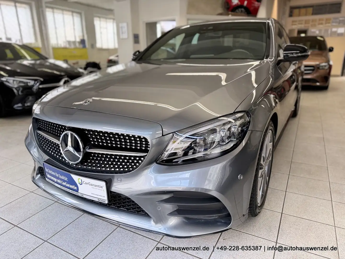 Mercedes-Benz C 180 AMG 6-Gang NAVI SCHIEBEDACH LEDER MULTIBEAM KAM Gris - 2