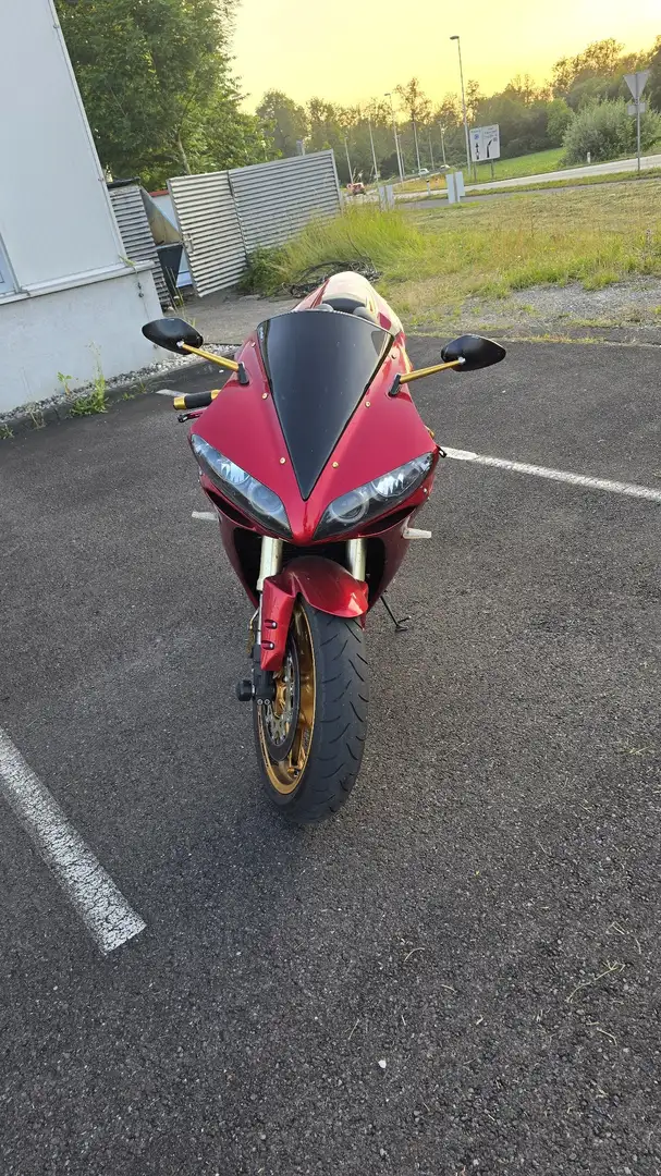 Yamaha YZF-R1 Rot - 2