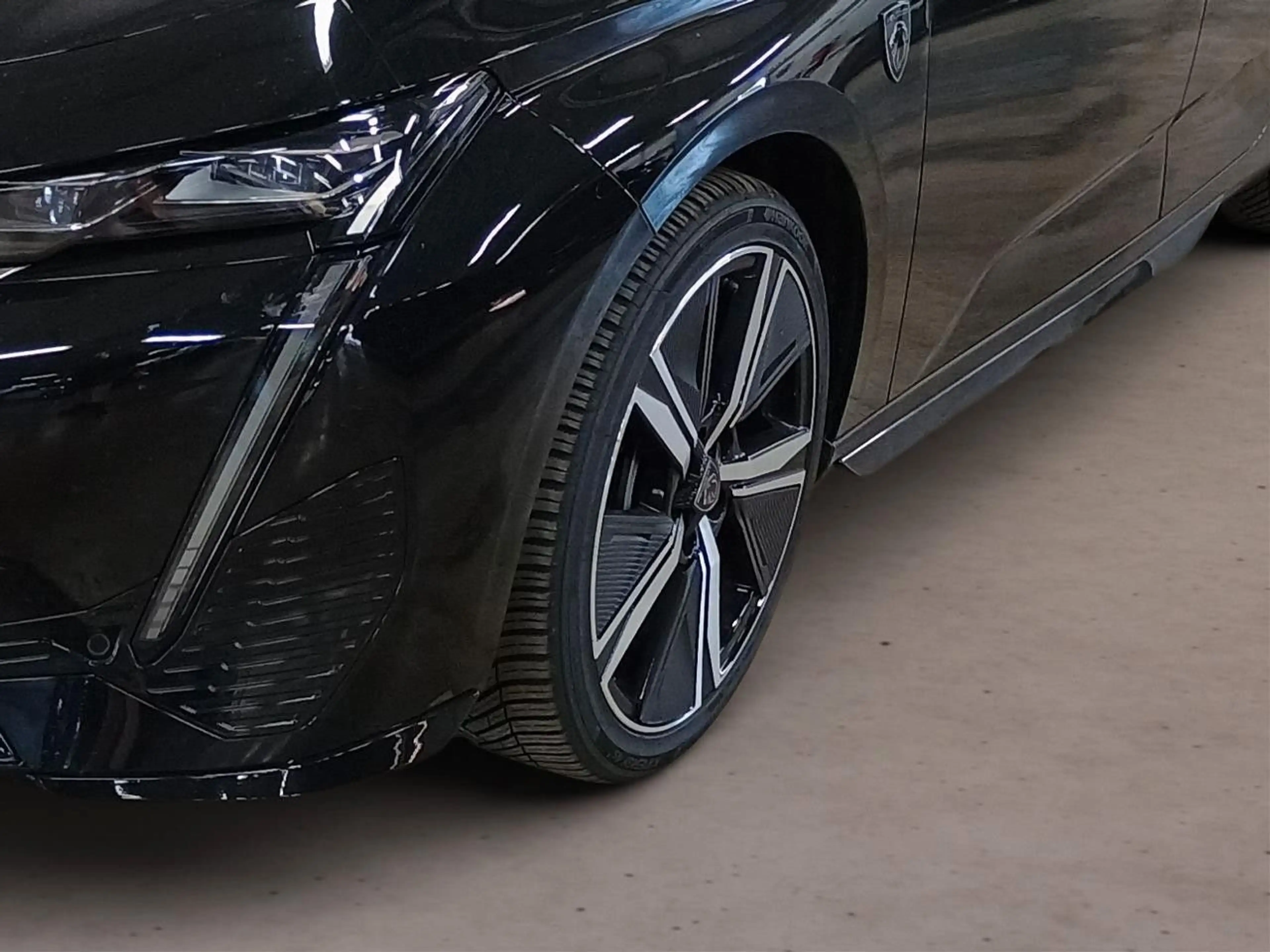 Peugeot 308 SW GT BlueHDi 130PS AT8*PDC*360° KAMERA* — photo 14
