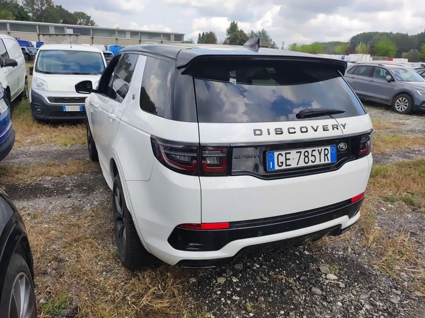 Land Rover Discovery Sport 2.0d td4 mhev R-Dynamic SE awd 204cv auto 7 posti Blanc - 2