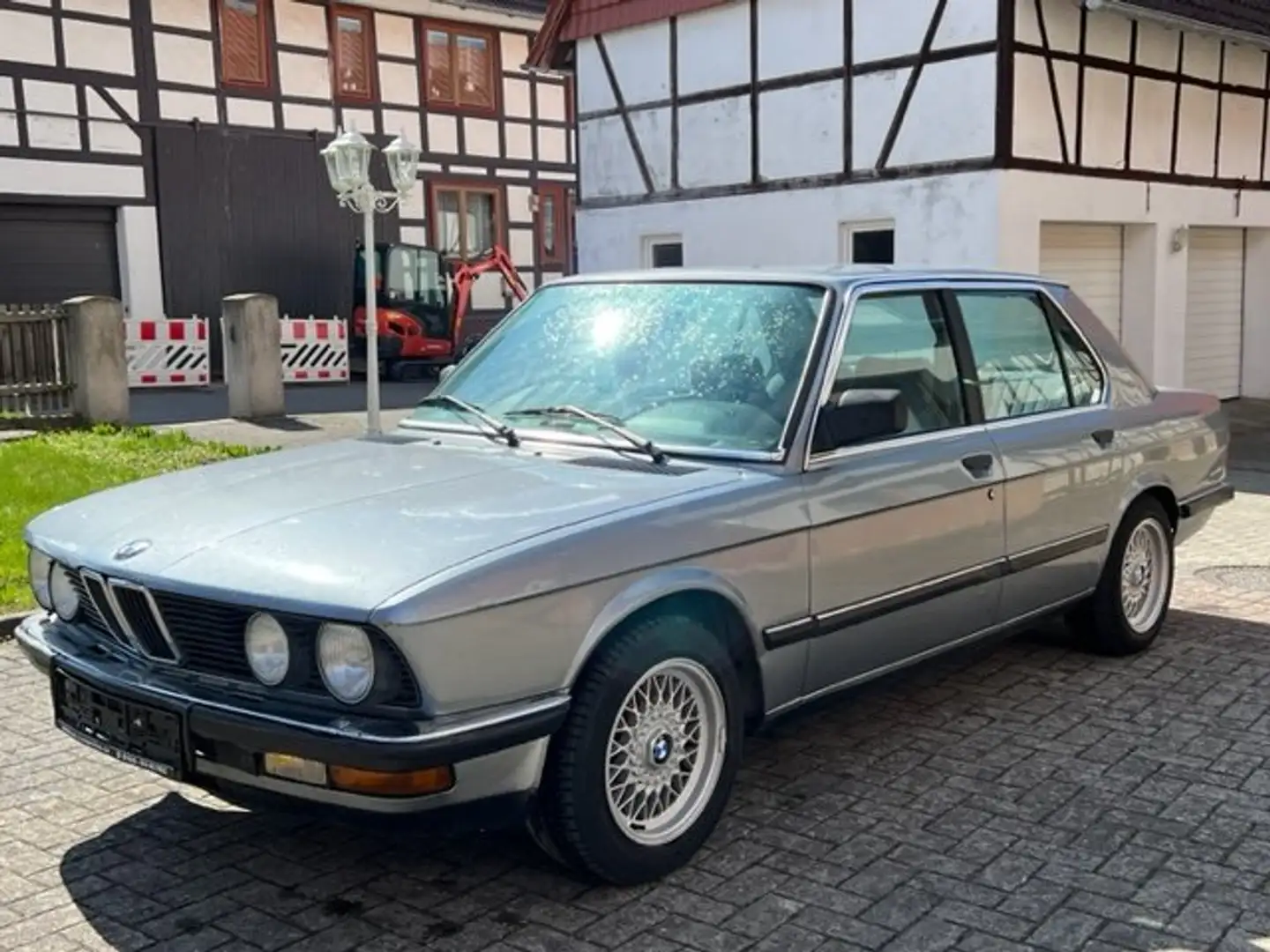 BMW 520 iA E 28 *Automatik-Klimaanlage-BBS-H-Kennzeichen* Niebieski - 1