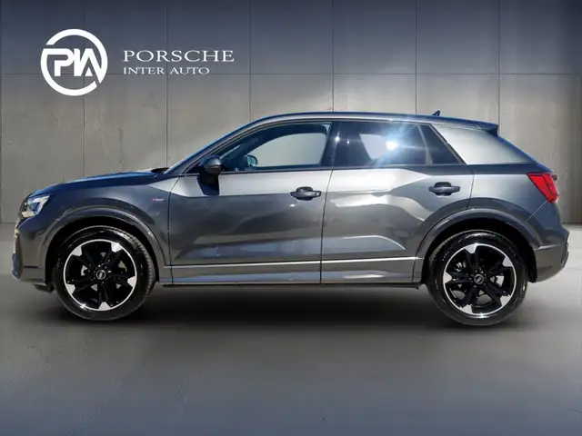 Audi Q2 view 4