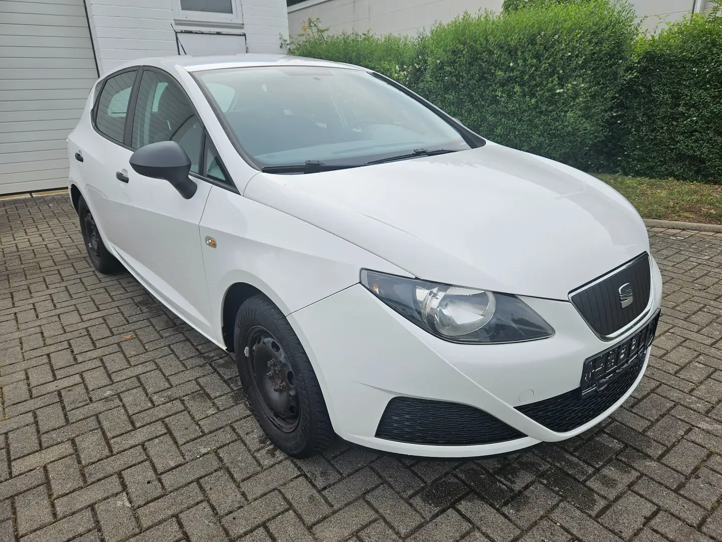 SEAT Ibiza 1.2 TDI Klima,TÜV 6-2027,Zahnrieme:174000 neu Blanc - 1