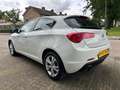 Alfa Romeo Giulietta 1.4 T Distinctive/CLIMA/ CRUISE/ LEER/ USB/ 17 INC Wit - thumbnail 6