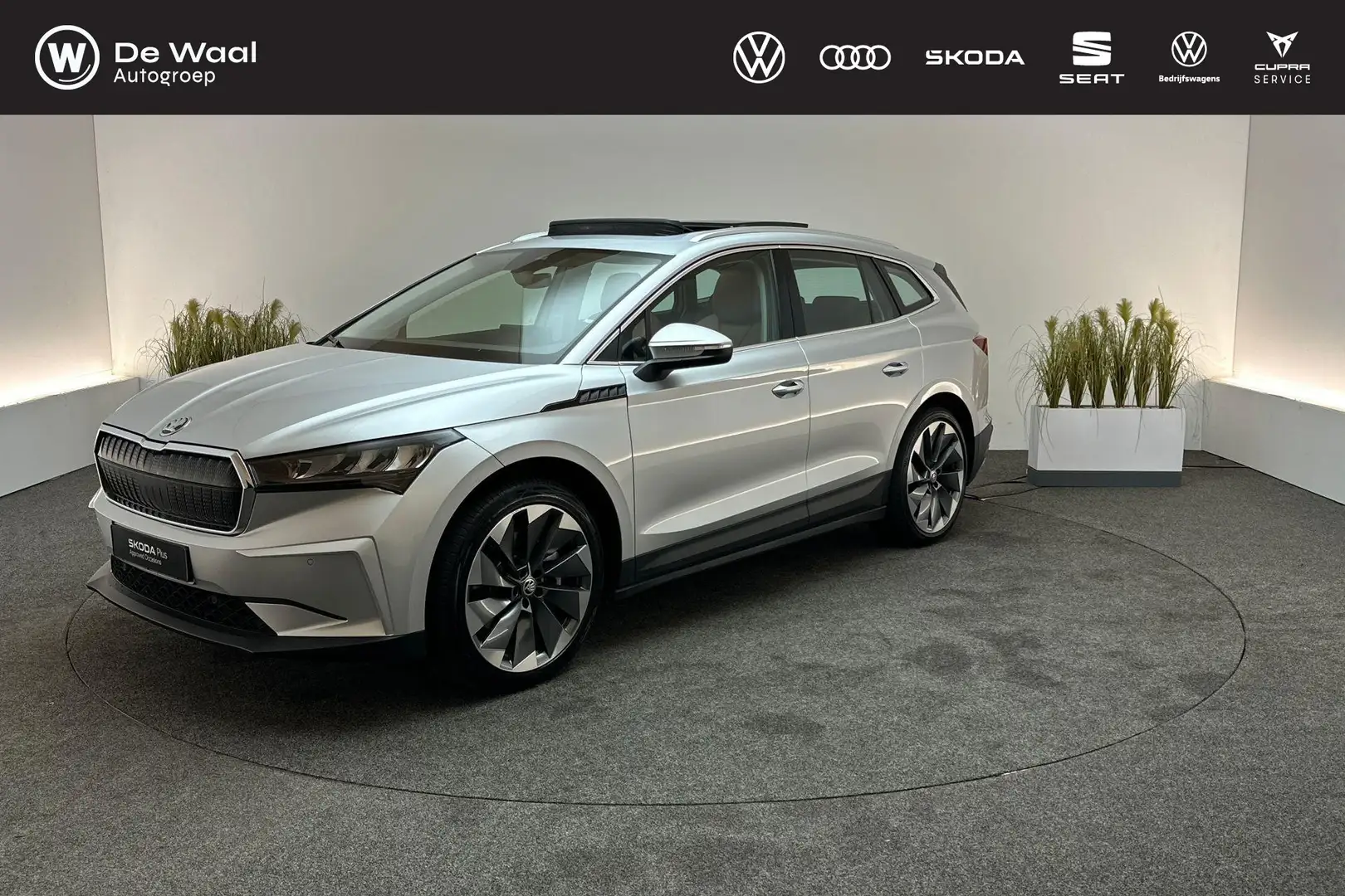 Skoda Enyaq 80 204pk | Panoramadak, Achteruitrijcamera, AppleC Grijs - 1
