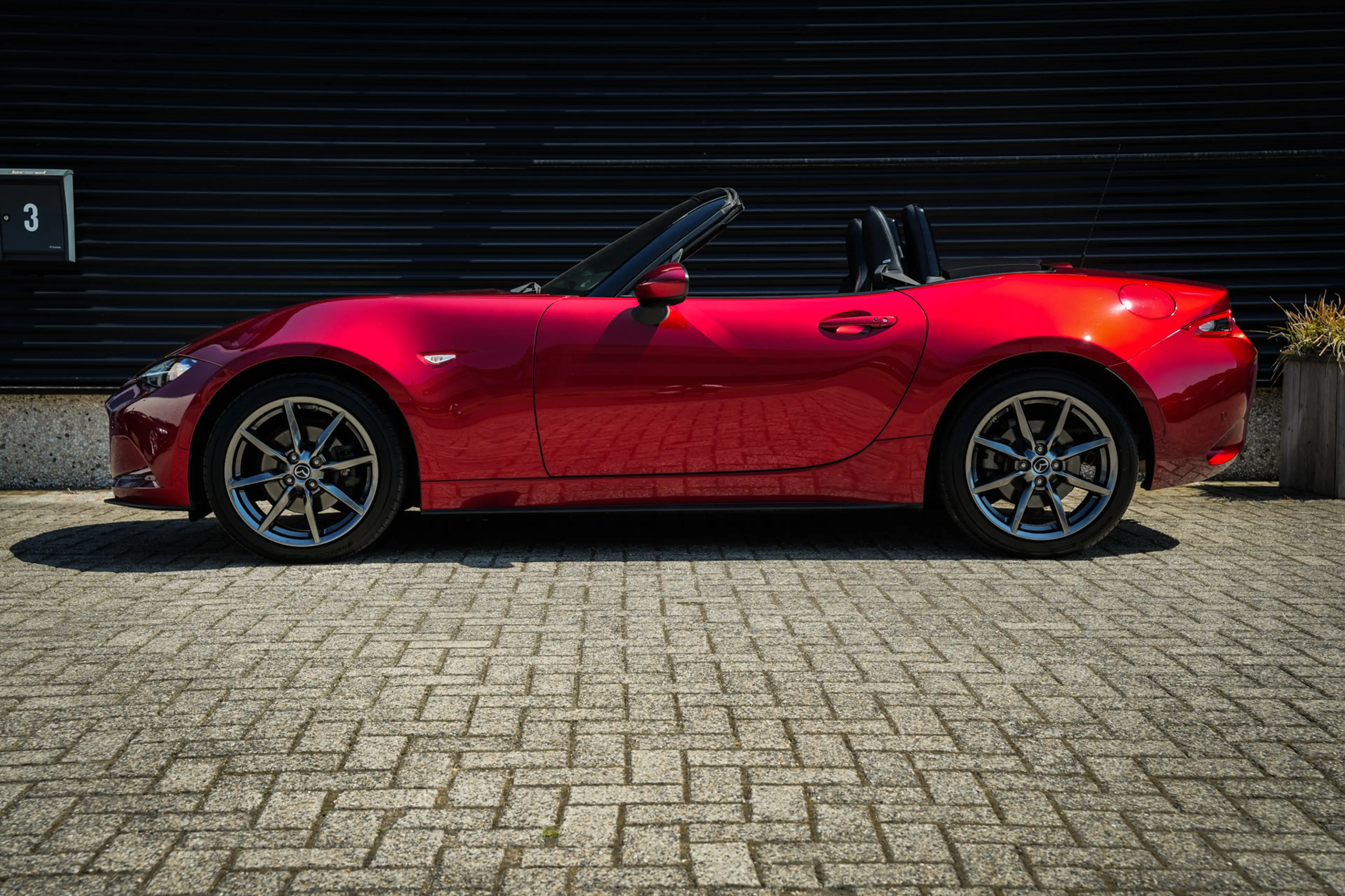 Mazda MX-5 2.0 SkyActiv-G 160 GT-M | BOSE | CRUISE | NAVI | L — photo 13