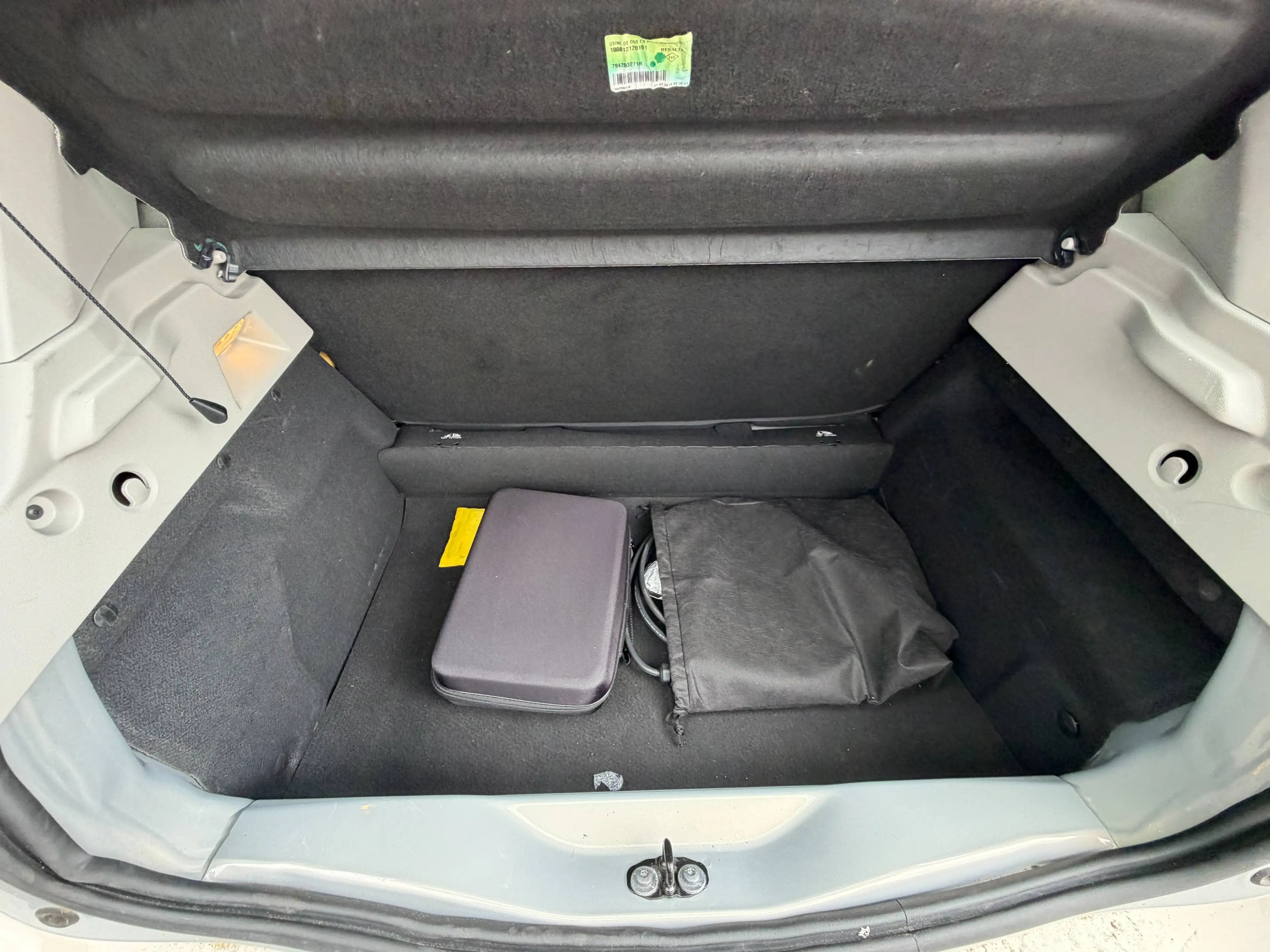 Renault ZOE 22 kWh R240+GARANTIE 1 AN+NAVI+AIRCO+JANTES — photo 14