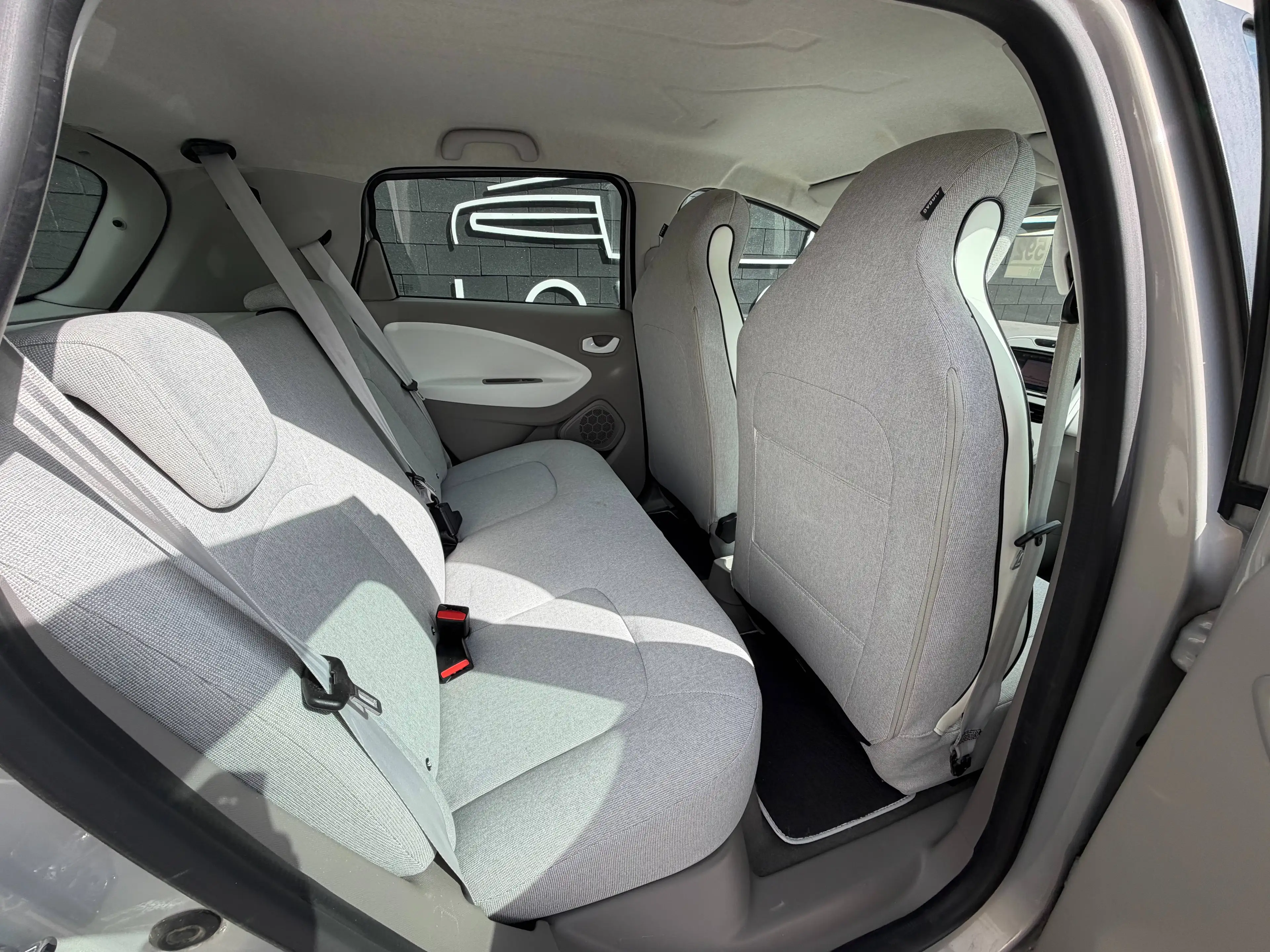 Renault ZOE 22 kWh R240+GARANTIE 1 AN+NAVI+AIRCO+JANTES — photo 13