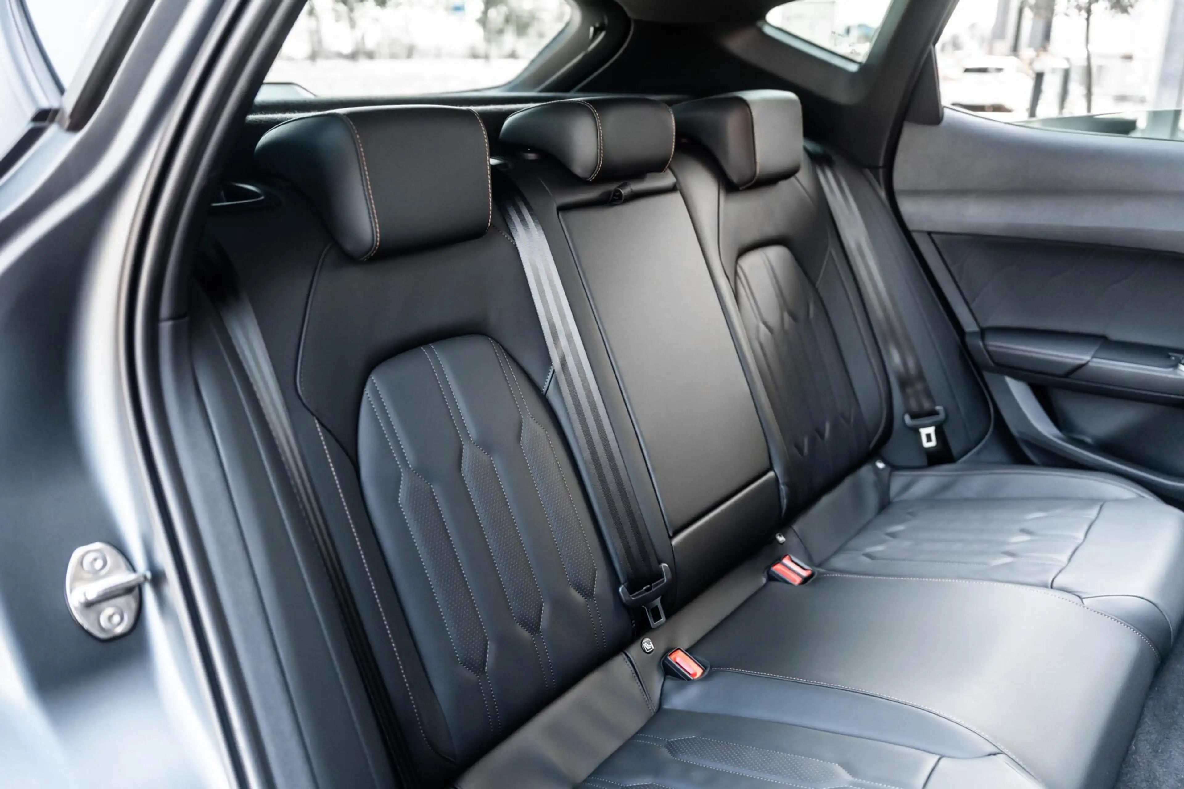 CUPRA Formentor VZ5 2.5 TSI Pano Schaalstoel Carbon 360 — photo 34