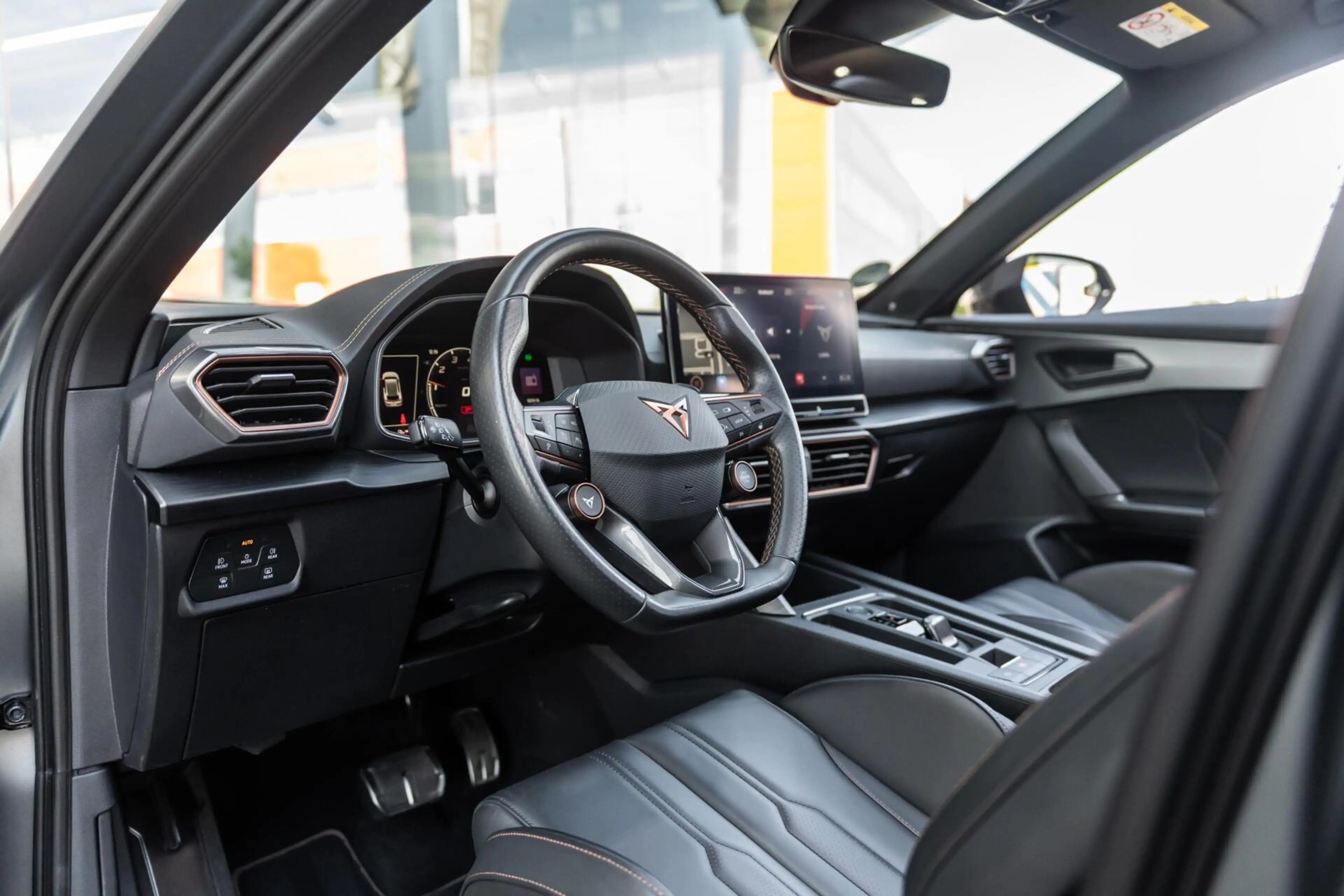 CUPRA Formentor VZ5 2.5 TSI Pano Schaalstoel Carbon 360 — photo 22