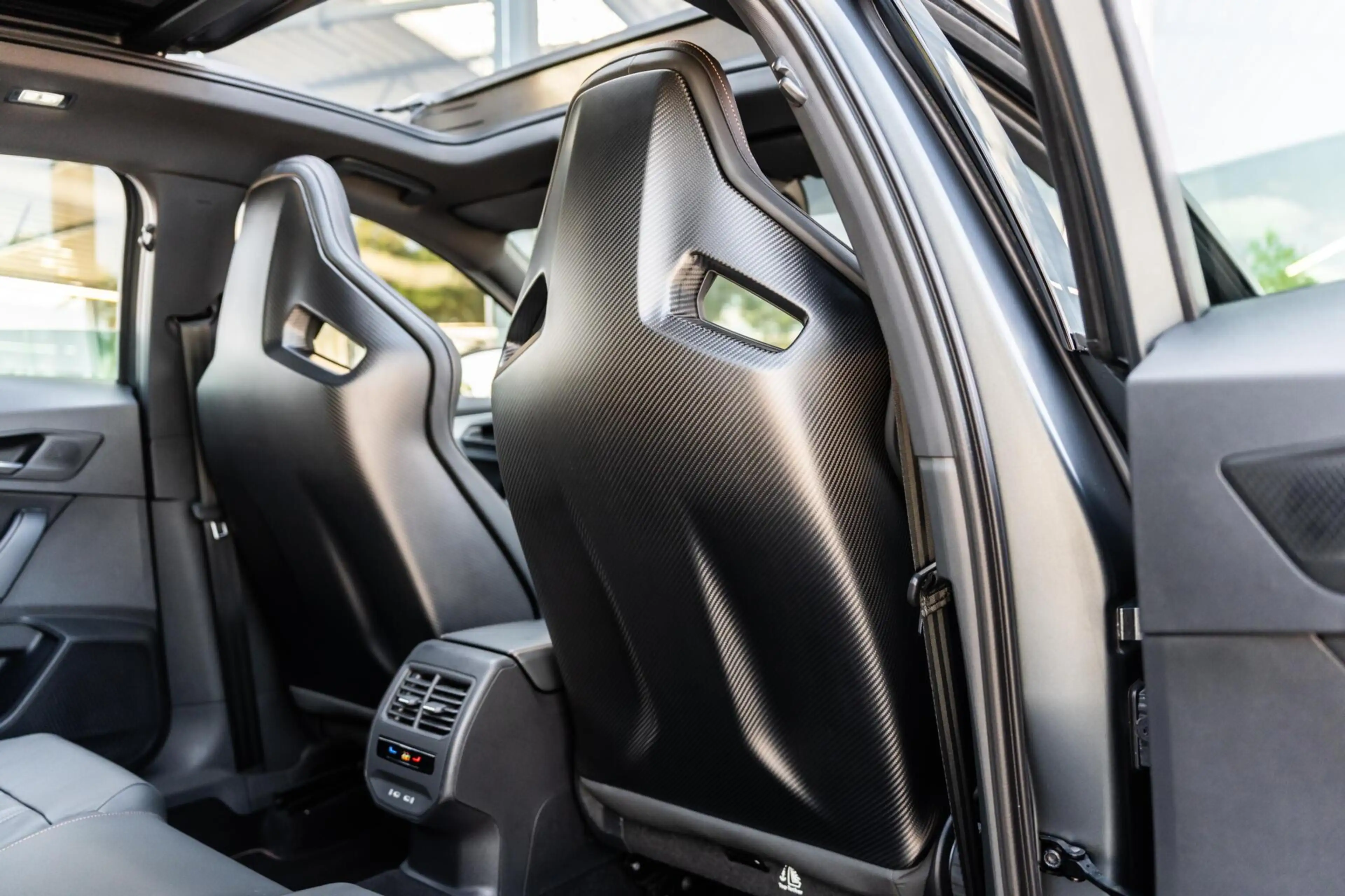 CUPRA Formentor VZ5 2.5 TSI Pano Schaalstoel Carbon 360 — photo 29