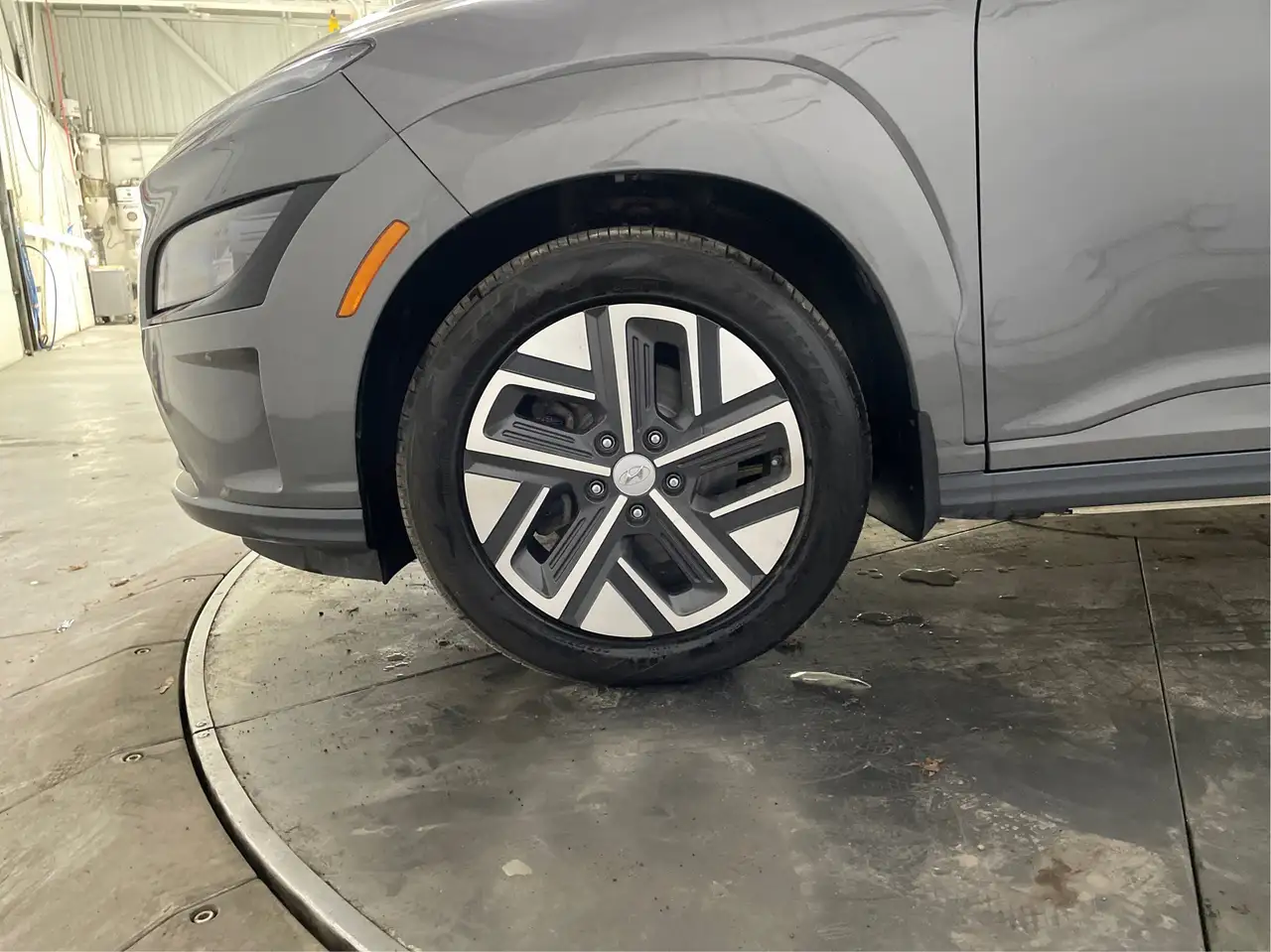 Hyundai KONA снимка Hyundai KONA
