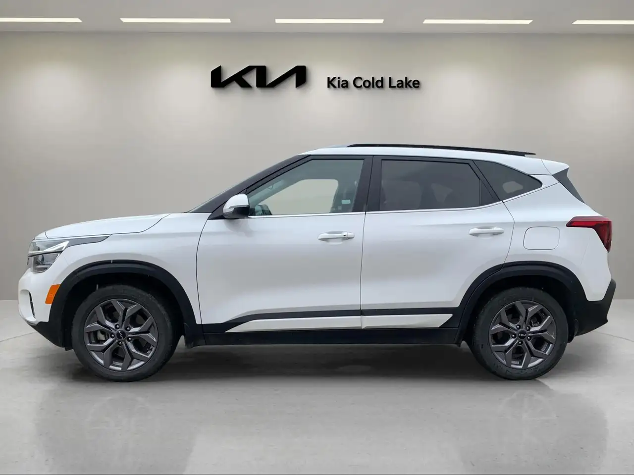 Kia Seltos photo Kia Seltos