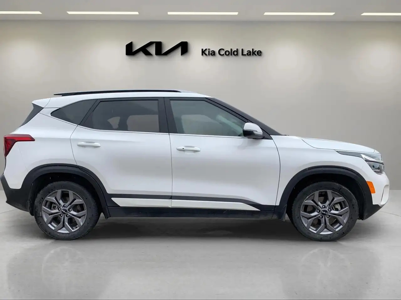 Kia Seltos photo Kia Seltos