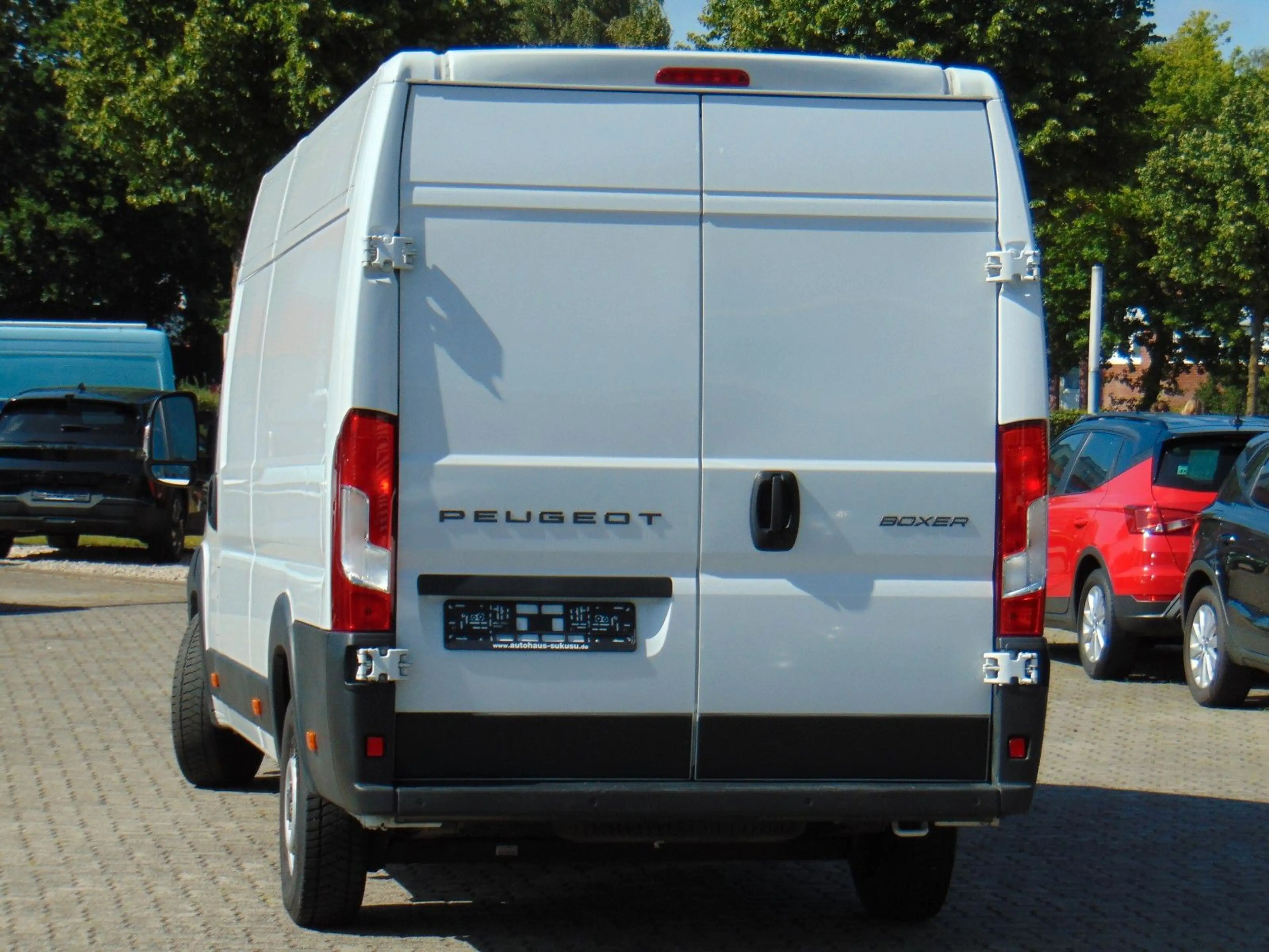 Peugeot Boxer Kasten 435 L4H2 Heavy BlueHDi 180 EAT8 — photo 3