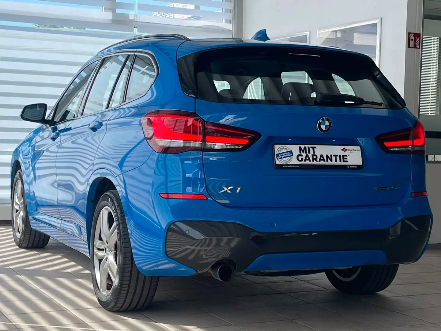 BMW X1 xDrive 25e Aut.M Sport Hybrid NaviPlus HUD Bleu - 2