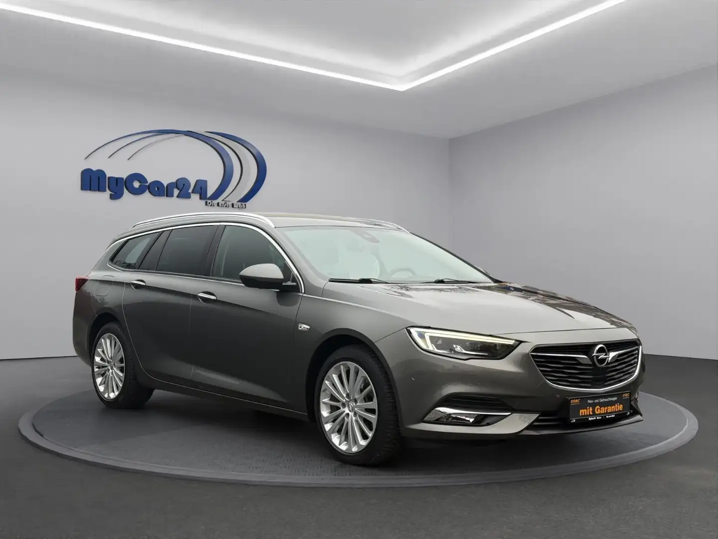 Opel Insignia 2.0 ST 4x4ILederICamI Assist.IGarantie Gris - 2