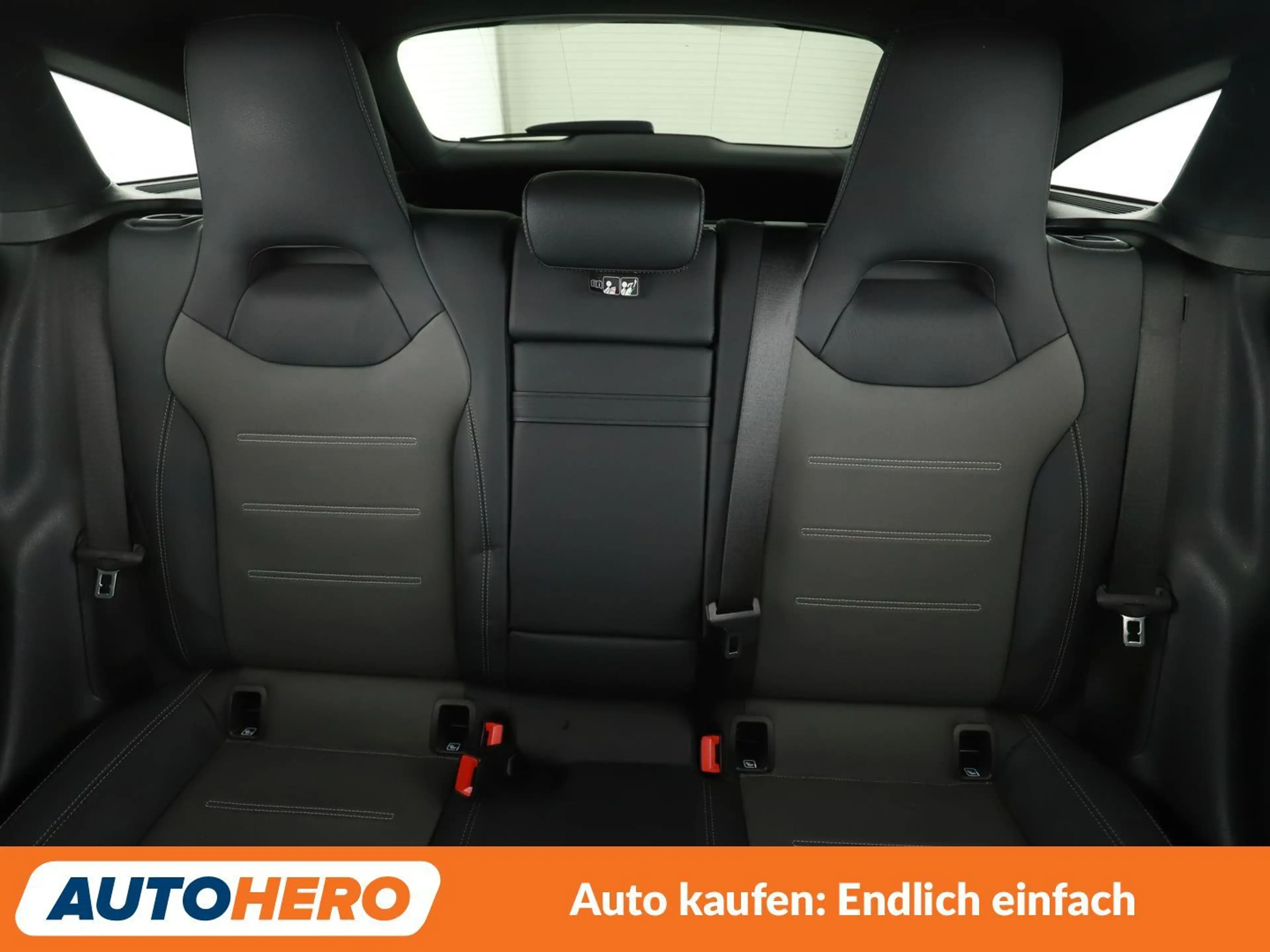 Mercedes-Benz CLA 220 d Shooting Brake 4Matic AMG Line Aut.*LED*NAVI* — photo 15