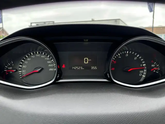 Peugeot 308 view 15