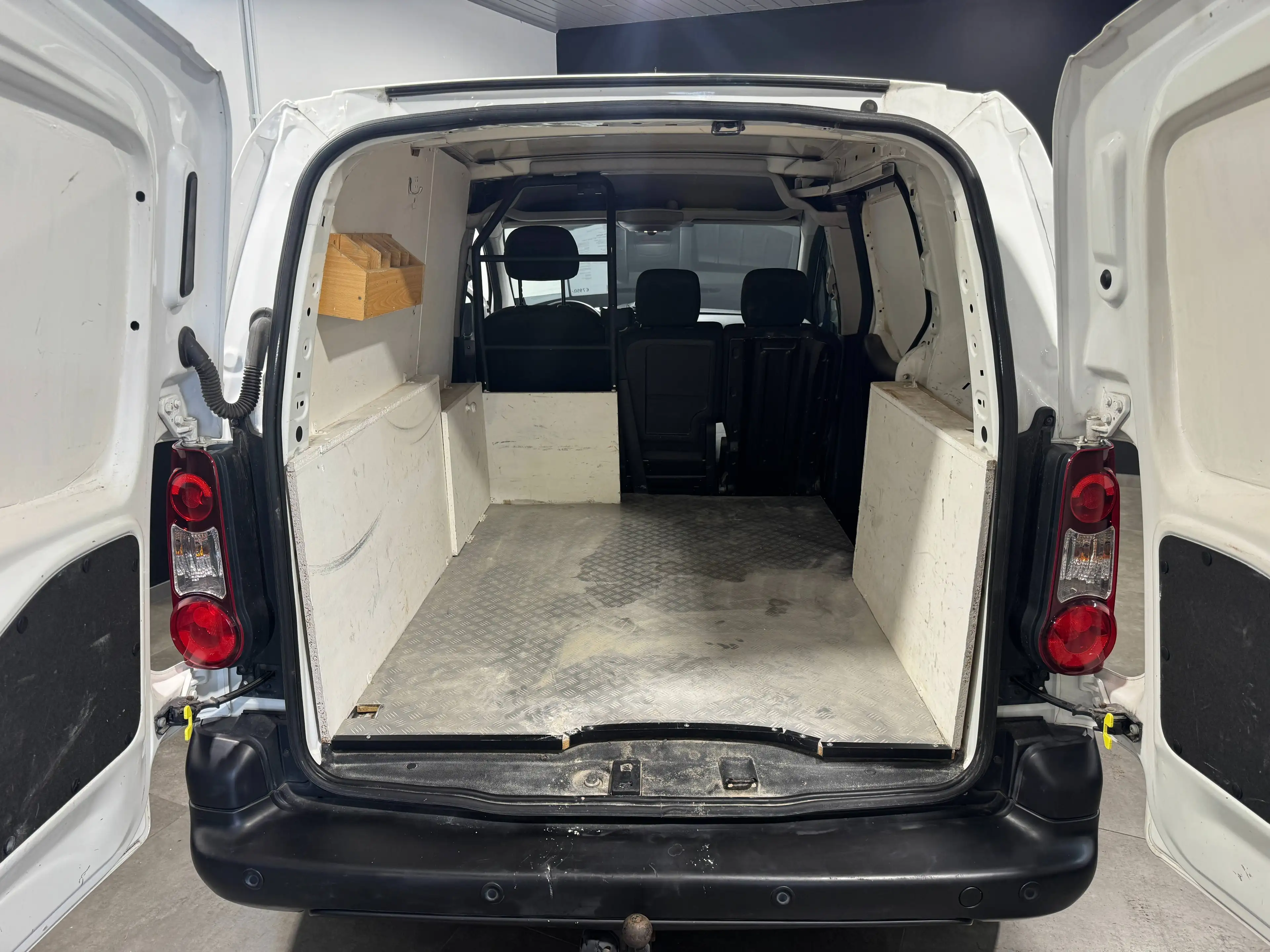 Peugeot Partner ** 1.6 BlueHDi ** L1H1 ** A/C ** Garantie 12 mois ** — photo 10