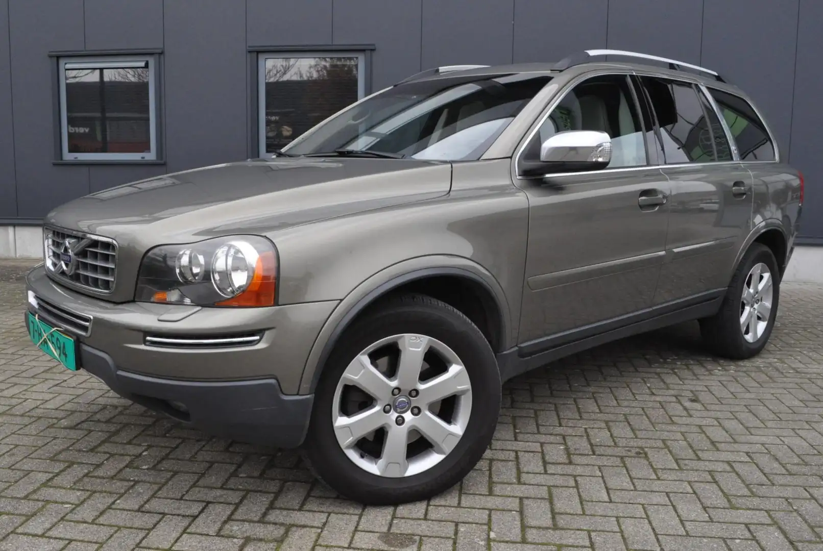 Volvo XC90 4.4 V8 Executive Edition, 188.000km, alle opties, Groen - 2
