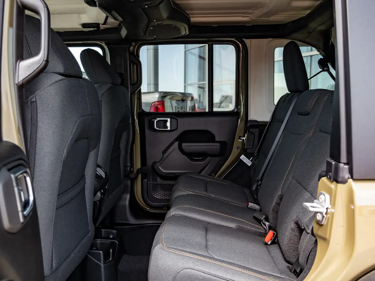 Jeep Wrangler снимка Jeep Wrangler