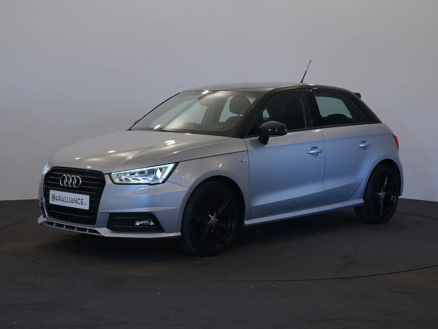 Audi A1 1.4TDI|NAVI|SGS.CH|Xenon|PDC| Silber - 1
