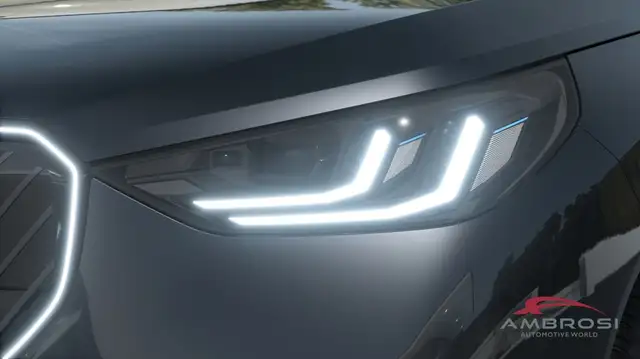 BMW X3 view 6