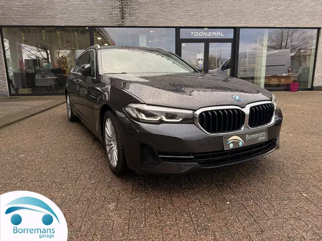 BMW 530 E Touring Business Navi/Leder/Camera/Carplay