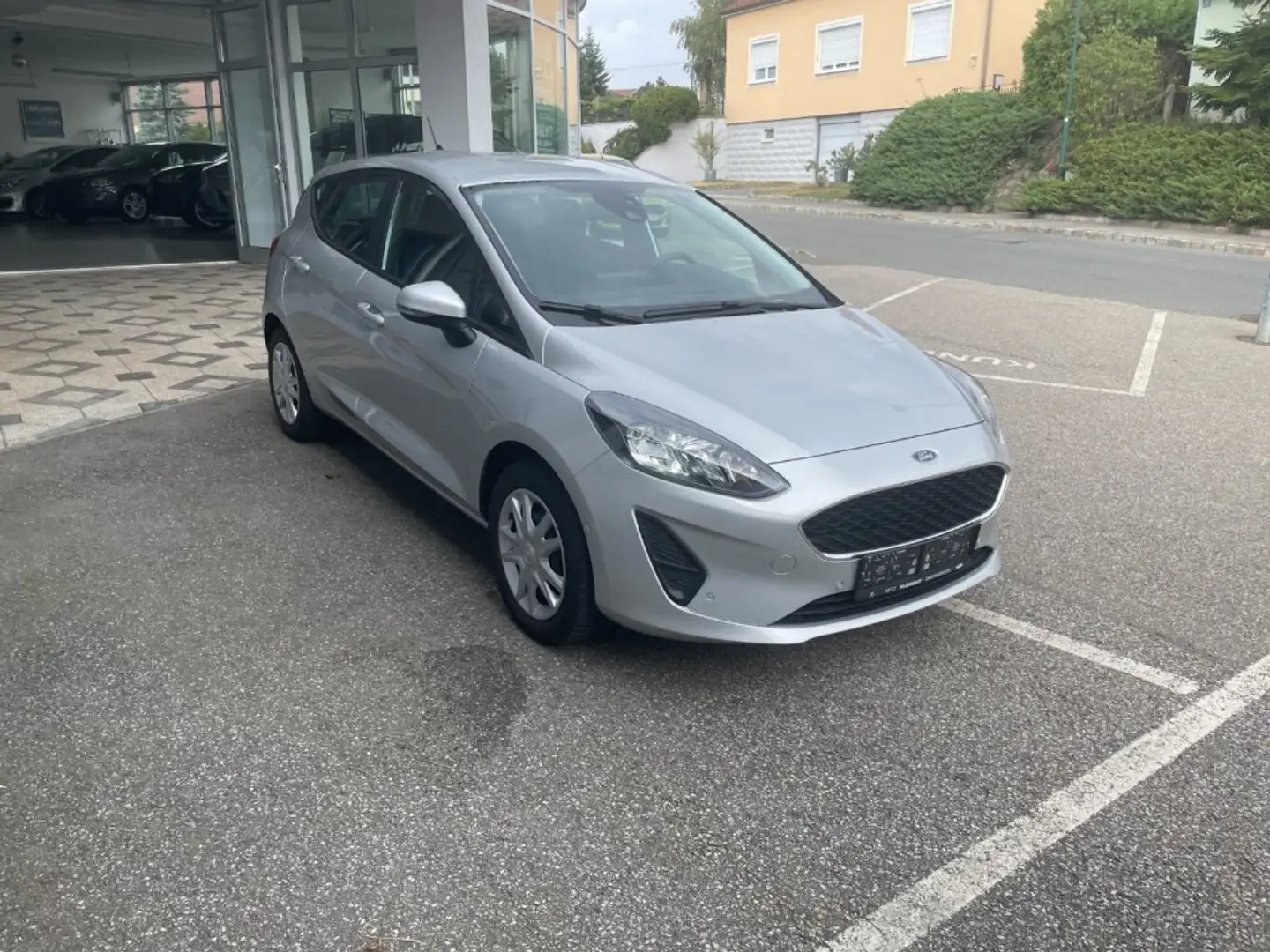 Ford Fiesta Cool & Connect 1.1 Benzin Argent - 2