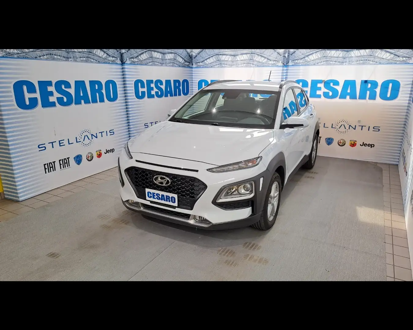 Hyundai KONA 1.0 T-GDi XPrime Weiß - 2