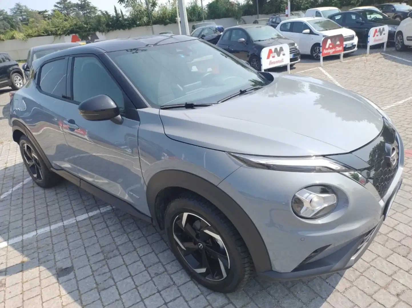 Nissan Juke 1.6 HEV N-Connecta Grigio - 1