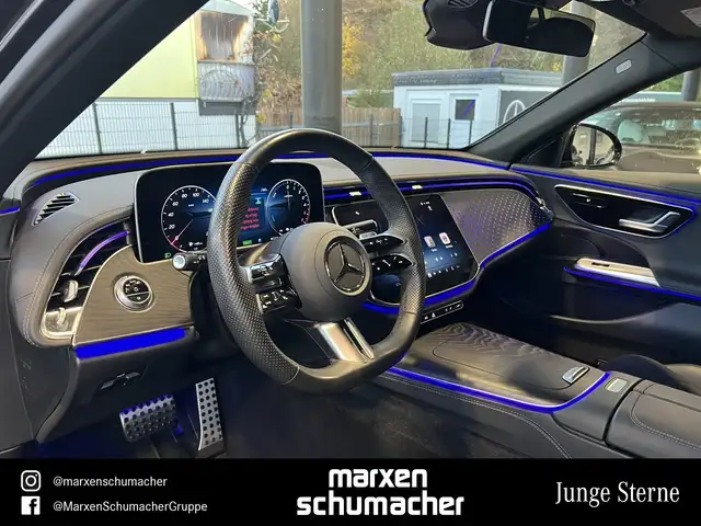 Mercedes-Benz E-Class view 8