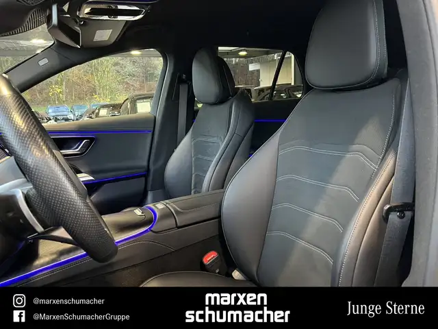 Mercedes-Benz E-Class view 9