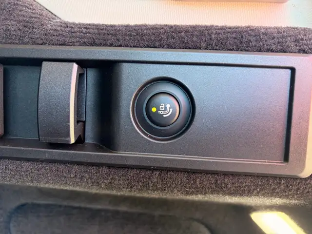 BMW 3 Series view 26